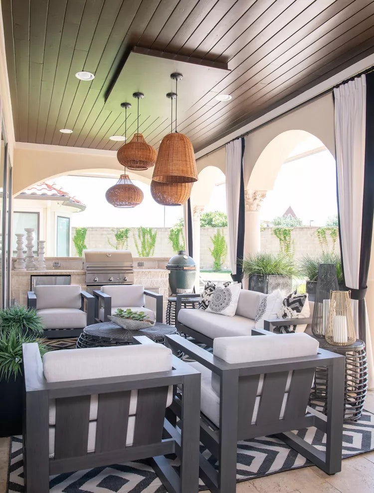 19 Outdoor Living Room Ideas Perfect for Relaxing Summer Nights