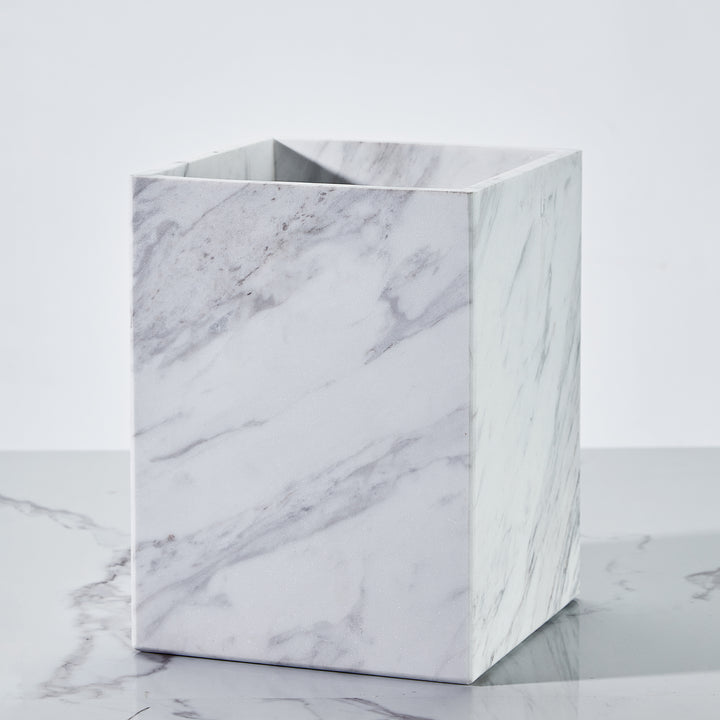 Polished Arabascato Marble Bath Accessories with Stainless Steel Pump - Elegant Decor for Marble Bathrooms, Featuring Unique Veining