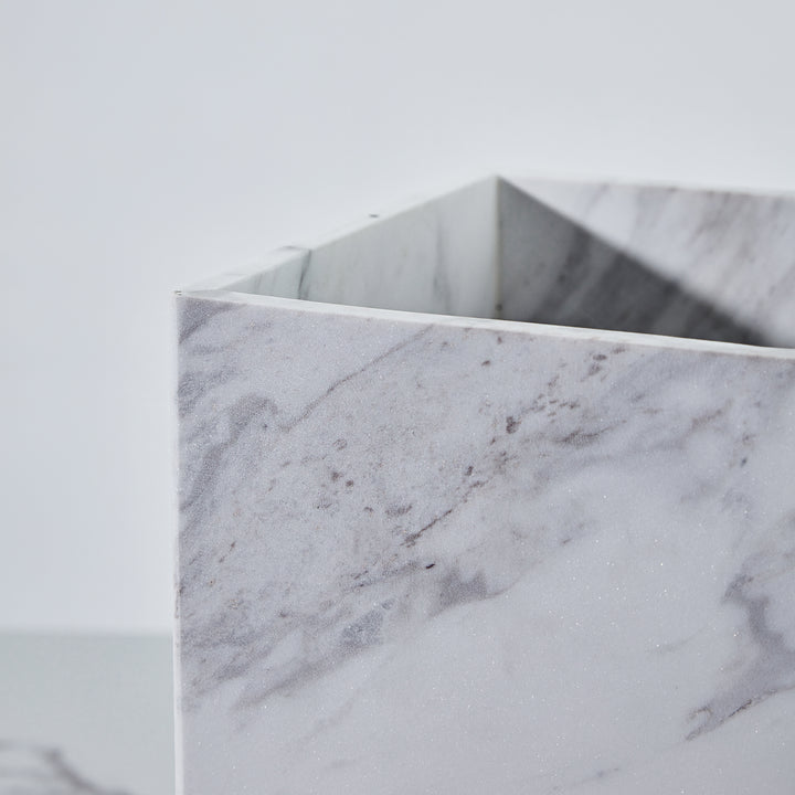 Polished Arabascato Marble Bath Accessories with Stainless Steel Pump - Elegant Decor for Marble Bathrooms, Featuring Unique Veining