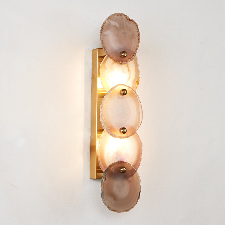 Agate Glow Artistry Sconce: Natural Agate Stone with Organic Glow and Brass Accents for Living Room, Bedroom, or Kitchen Wall Lighting