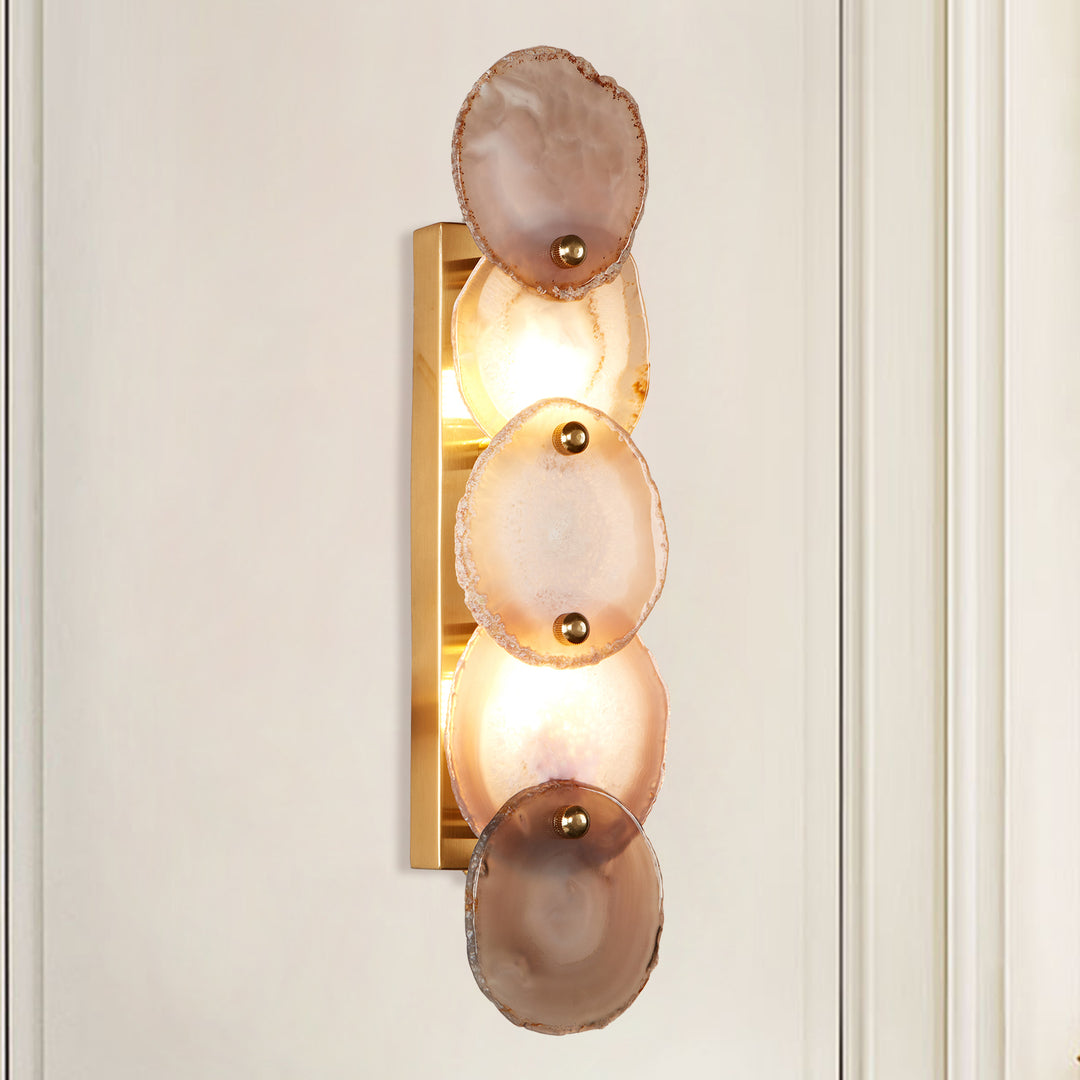 Agate Glow Artistry Sconce: Natural Agate Stone with Organic Glow and Brass Accents for Living Room, Bedroom, or Kitchen Wall Lighting