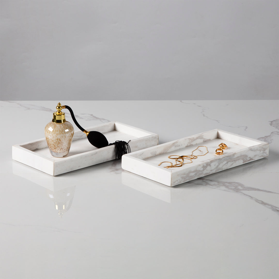 Polished Arabascato Marble Bath Accessories with Stainless Steel Pump - Elegant Decor for Marble Bathrooms, Featuring Unique Veining